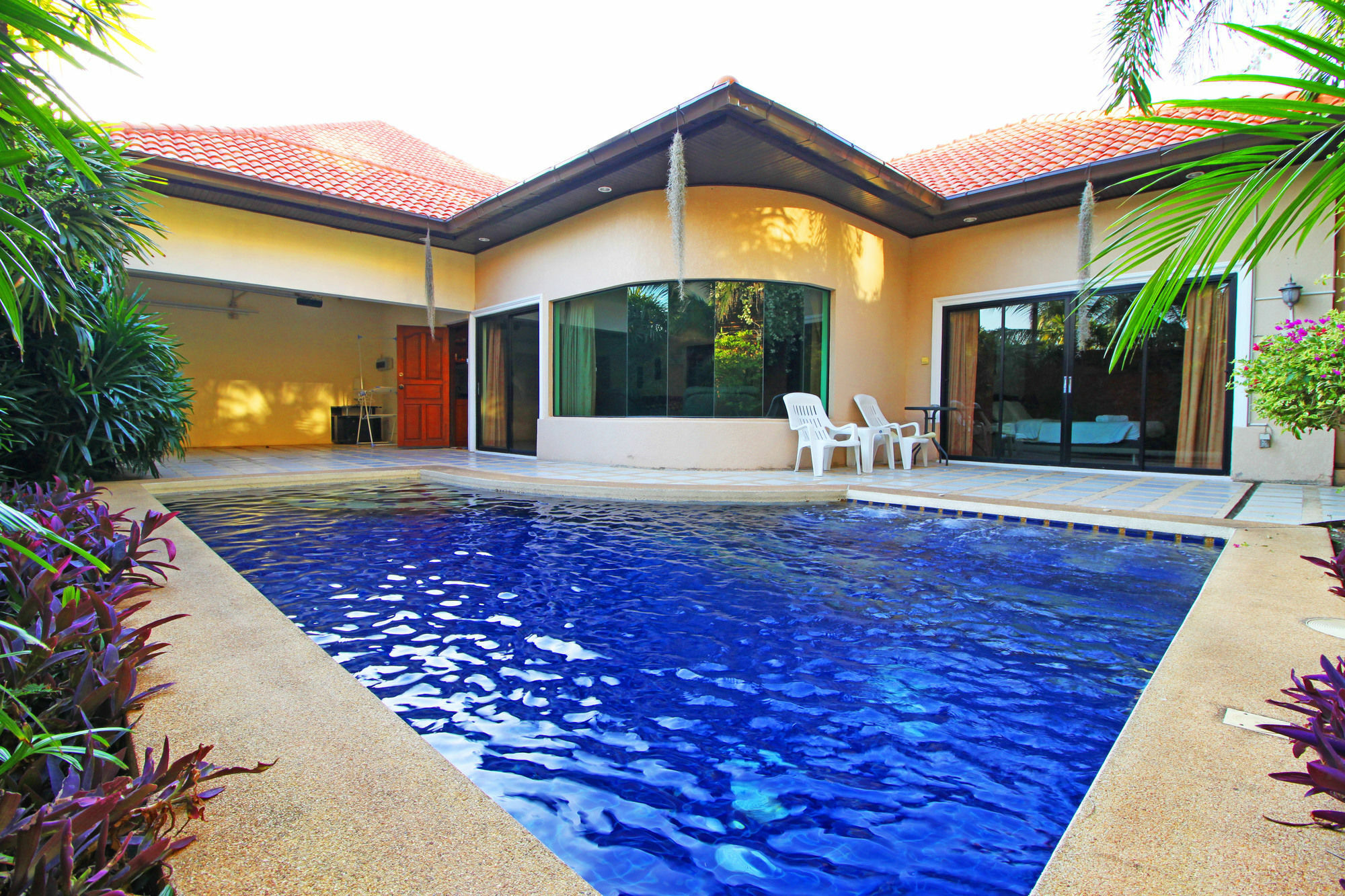 Cosy Beach Pool Villas By Pattaya Sunny Rentals מראה חיצוני תמונה