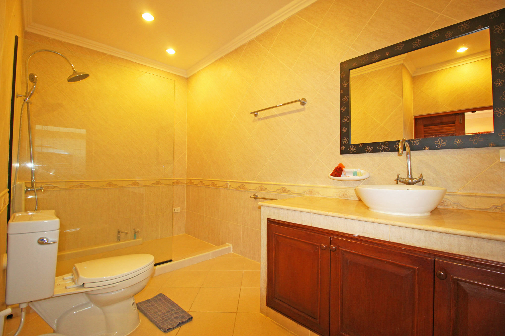 Cosy Beach Pool Villas By Pattaya Sunny Rentals מראה חיצוני תמונה